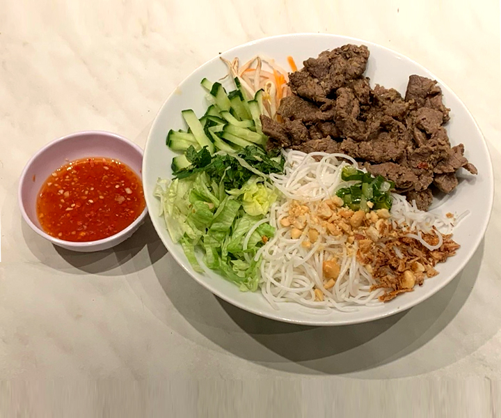 GRILLED BEEF VERMICELLI – Bun bo nuong